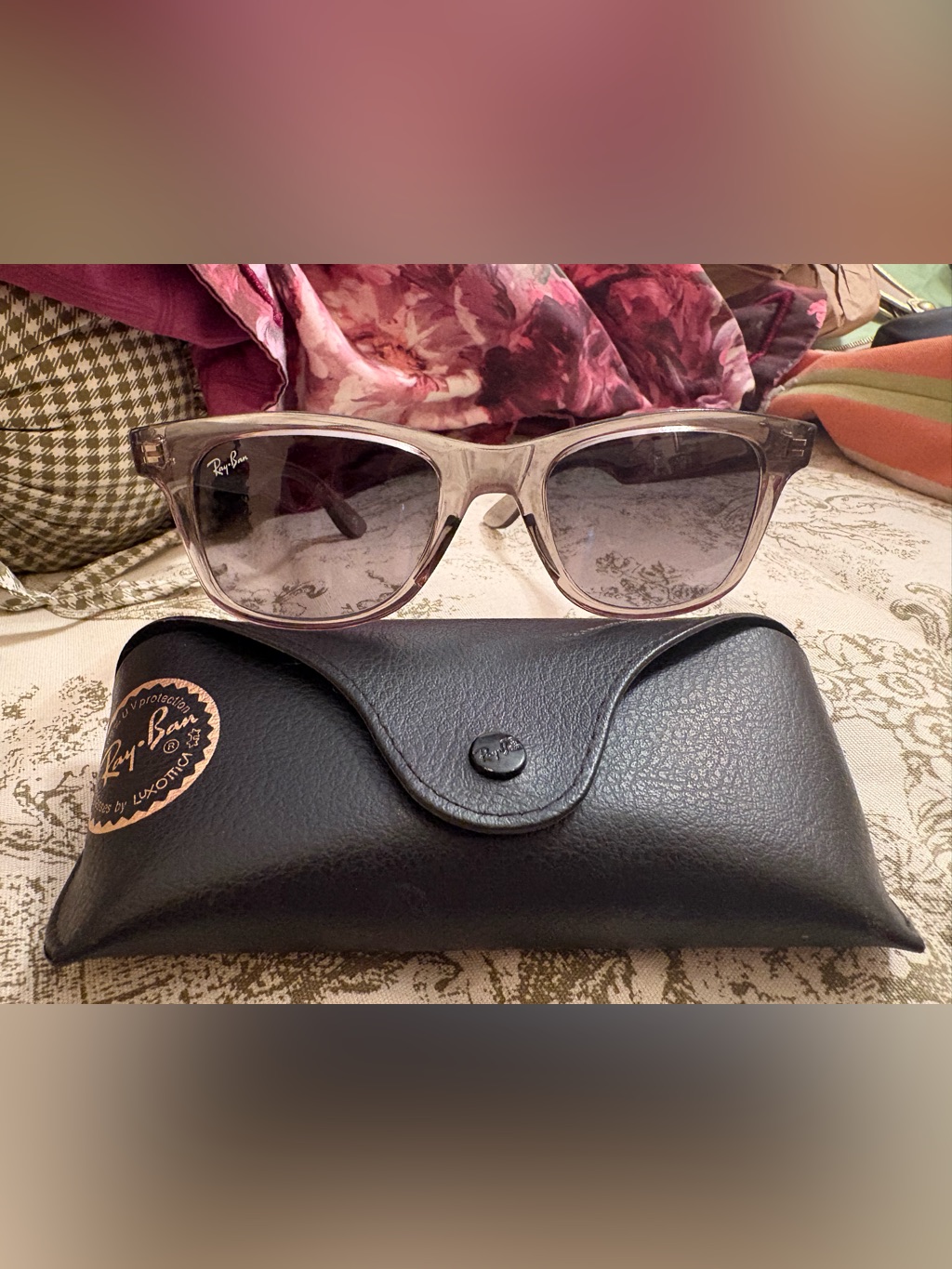 Ray-Ban Women’s Smoke Tinted Transparent Frame Sunglasses Gray Gradient Lense